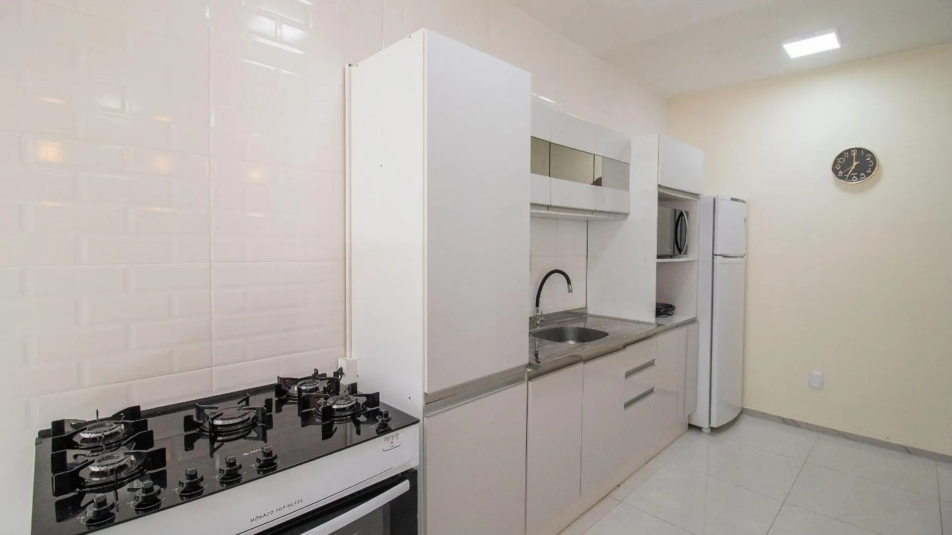 Crm127 - 3 Dorm, Confortavel, Garagem, Centro Balneario Camboriu 0*,