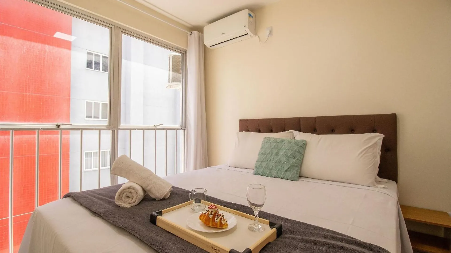 Crm127 - 3 Dorm, Confortavel, Garagem, Centro Balneario Camboriu 0*,