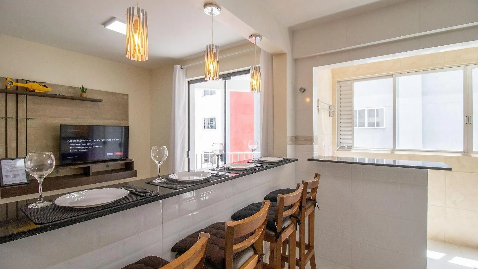 Crm127 - 3 Dorm, Confortavel, Garagem, Centro Balneario Camboriu Apartment