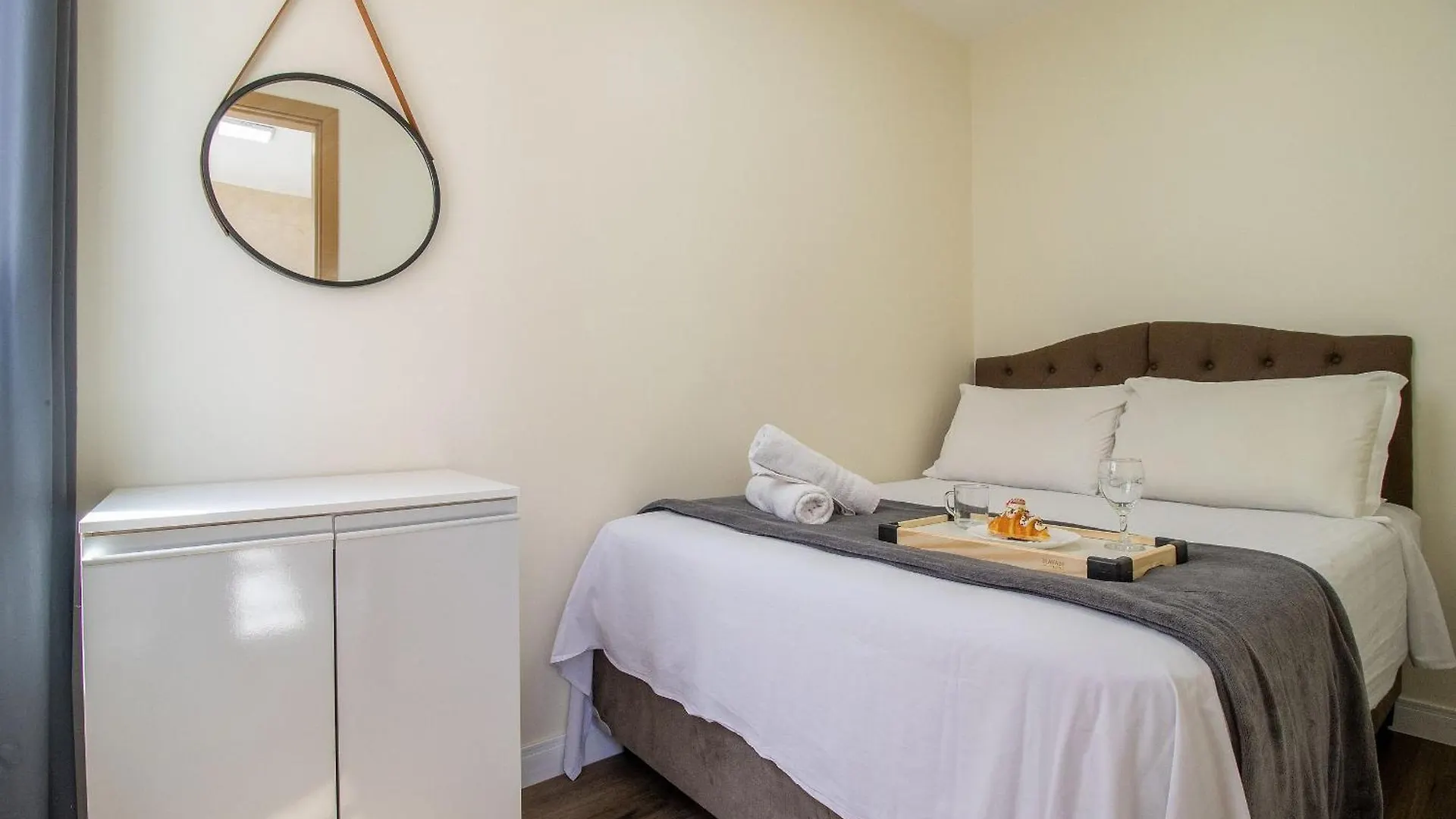 Crm127 - 3 Dorm, Confortavel, Garagem, Centro Balneario Camboriu Apartment