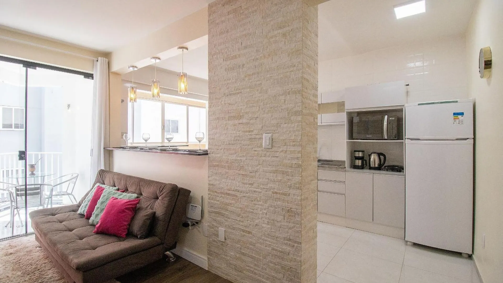Apartment Crm127 - 3 Dorm, Confortavel, Garagem, Centro Balneario Camboriu