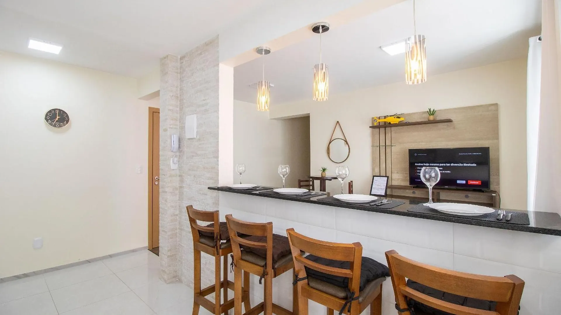 Crm127 - 3 Dorm, Confortavel, Garagem, Centro Balneario Camboriu Apartment
